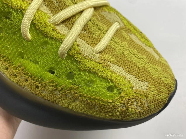 YEEZY HYLTE ADIDAS BOOST FZ4990 380 GLOW 0708